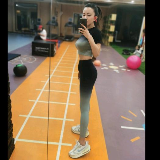👠💋一克拉的微笑