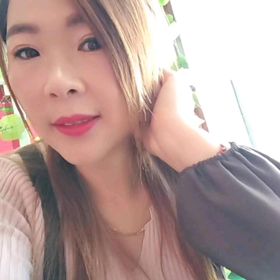 带刺的玫瑰，，，