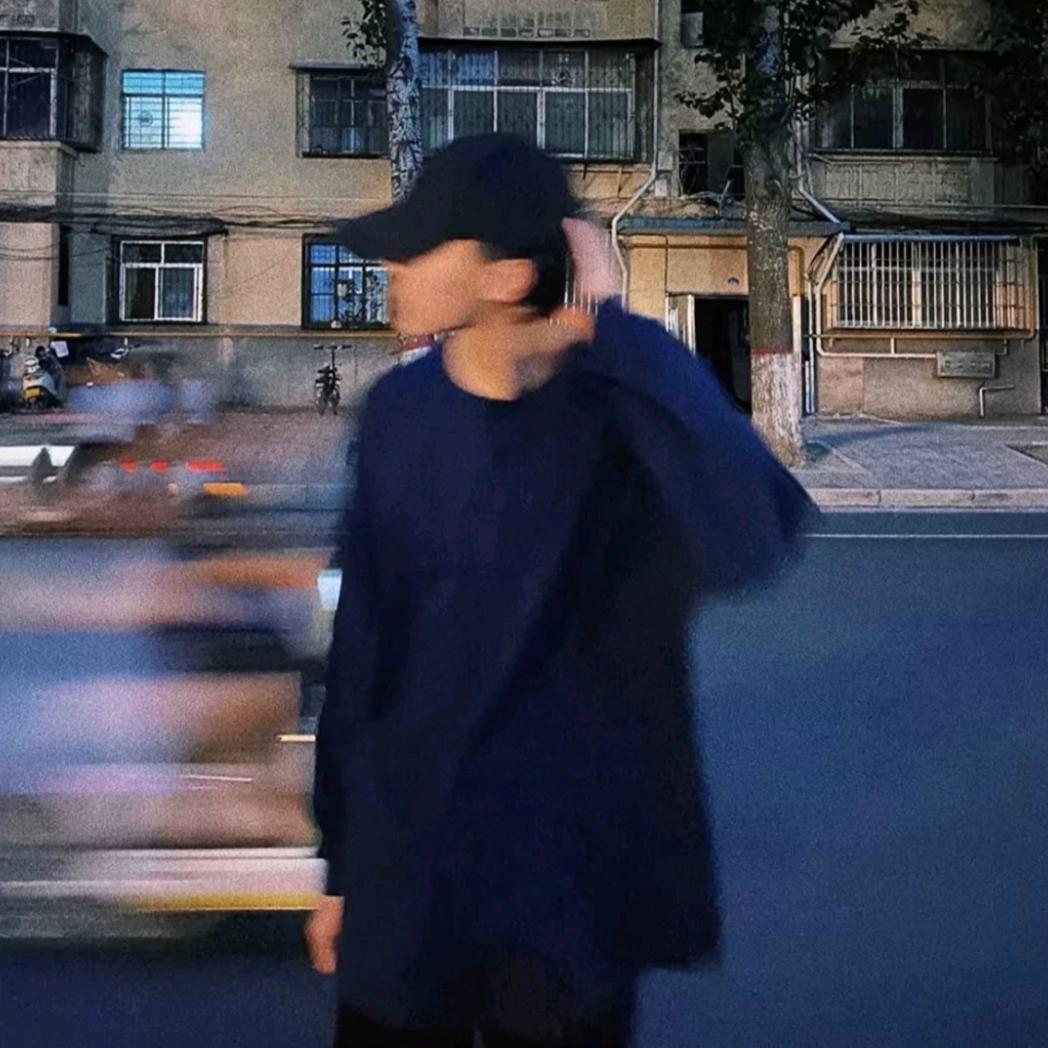 莹莹的旅行者
