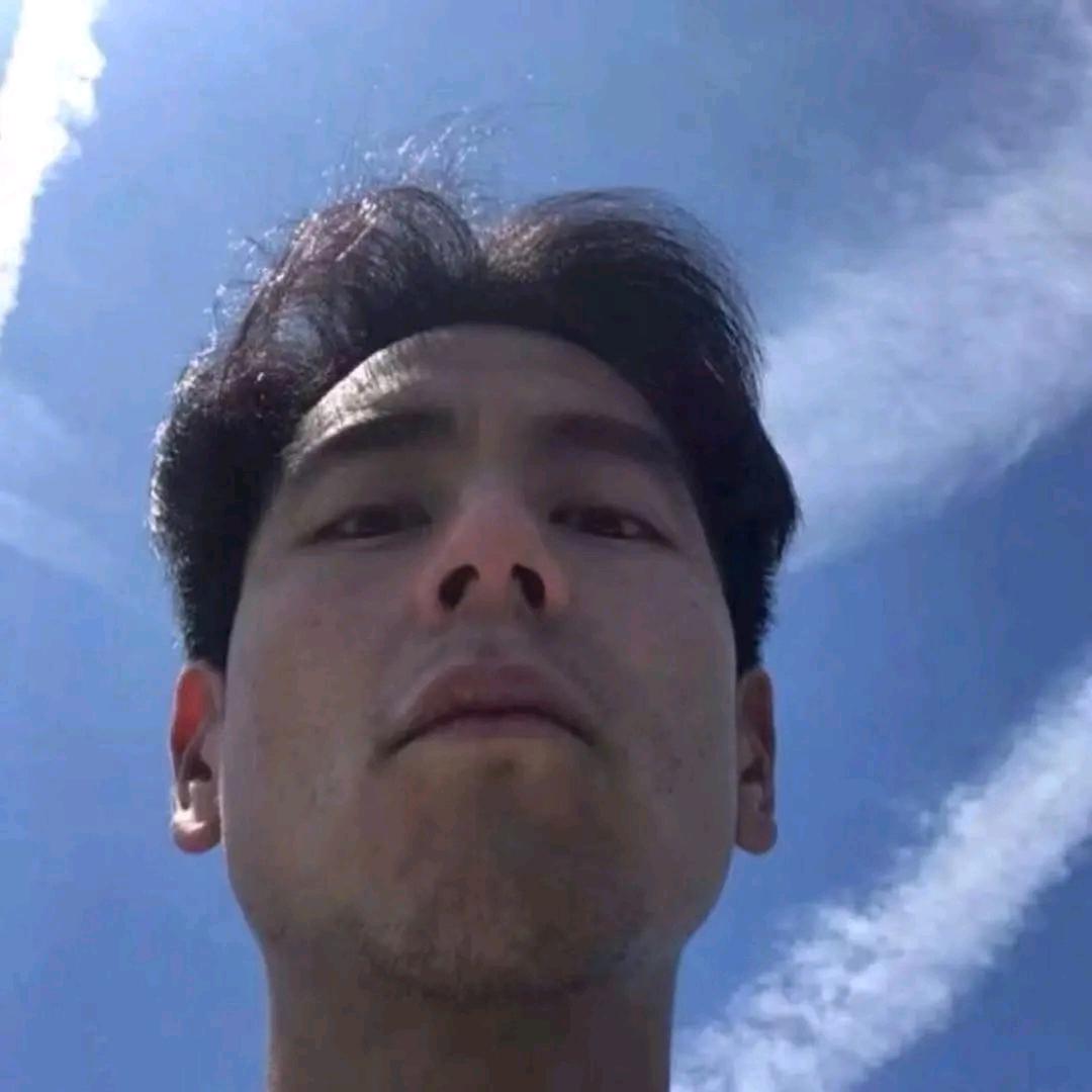 骑着蜗牛撵大象