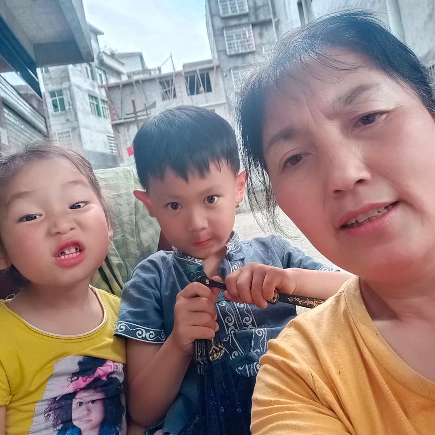 王大姐
