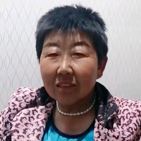 傻大姐，晚上8：10分直播
