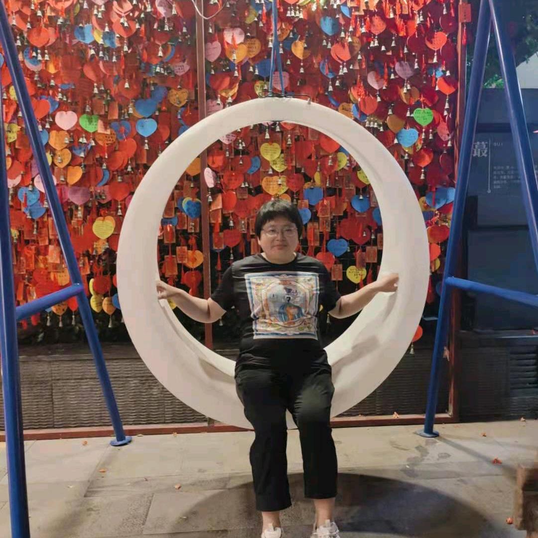 新世纪服饰广场