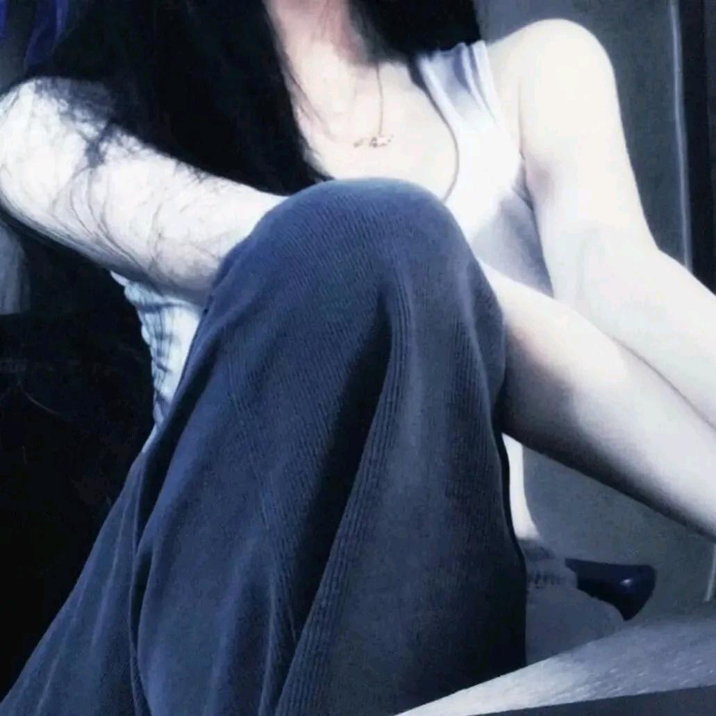 无力的老婆看着丈夫出轨大猛1