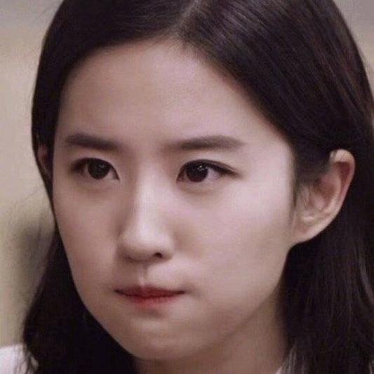 小时候可瘦了