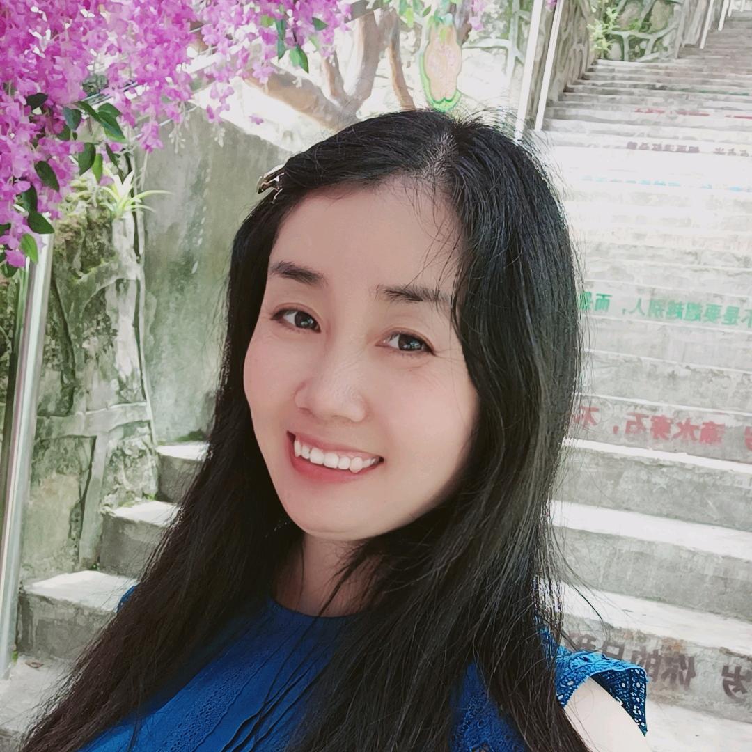 梅梅🎤