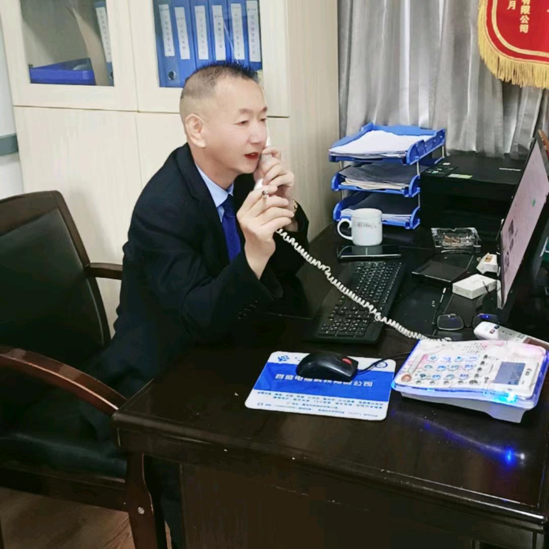 屹立不倒