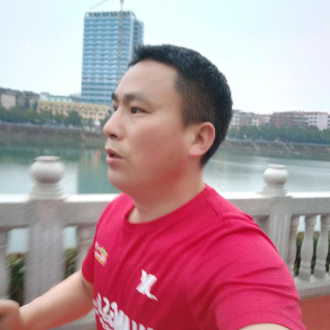 热爱跑步的凡人