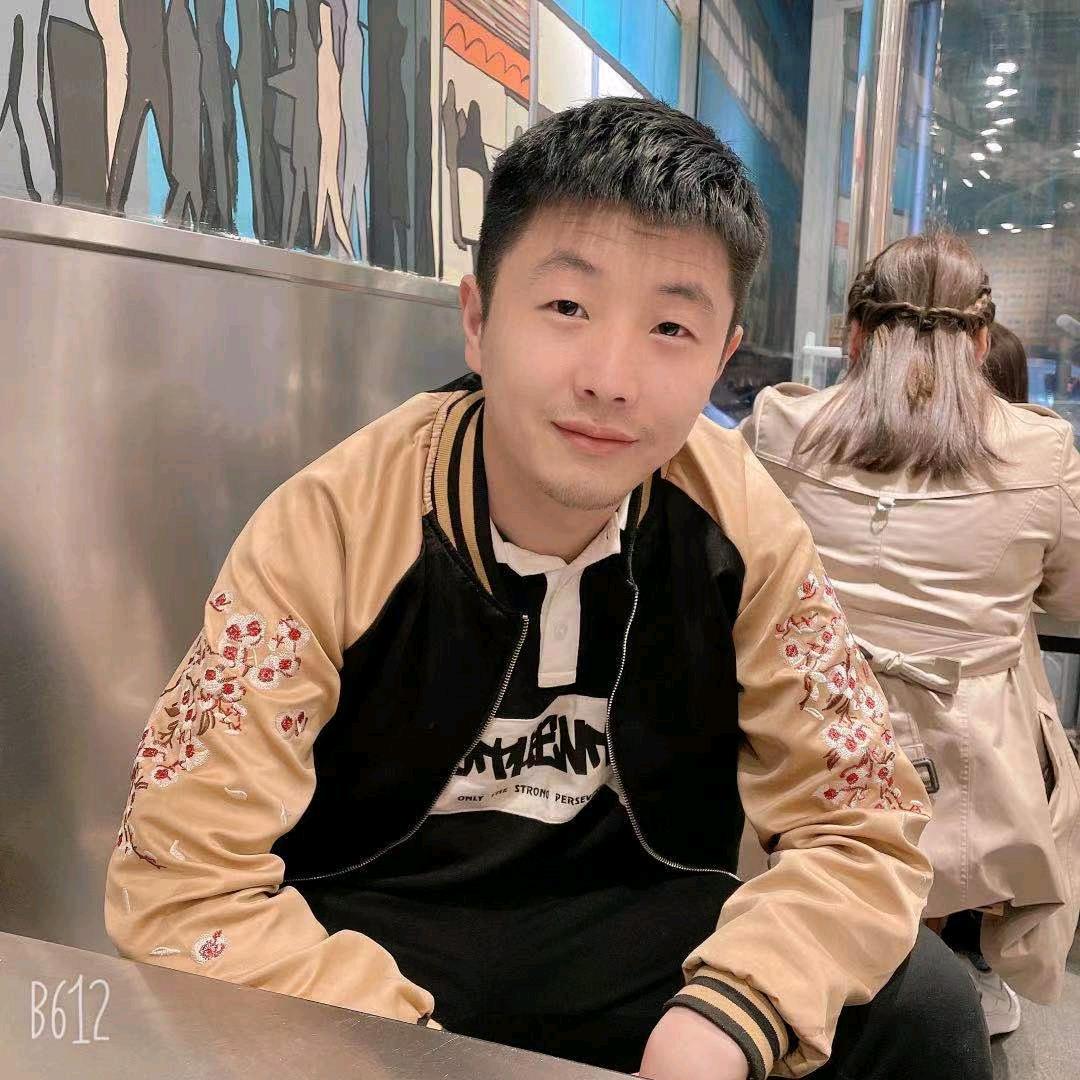 爱吃烧烤的小猫咪