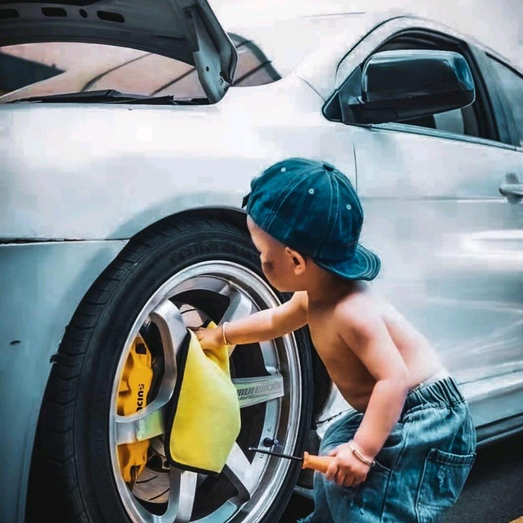 一个10年工龄的修车小伙（世奇汽修）