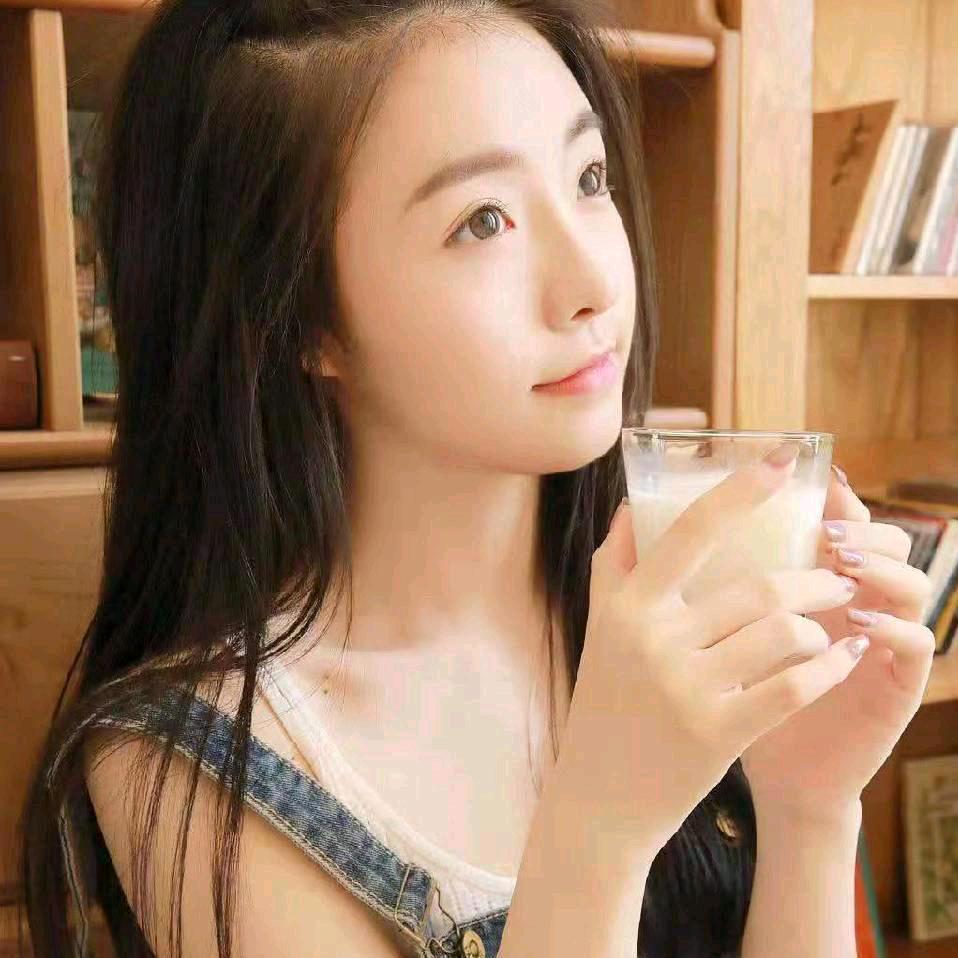 包光伏的盈姐姐