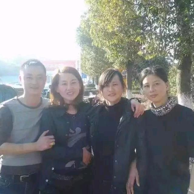 请叫我二小姐！(ง •̀_•́)ง加油
