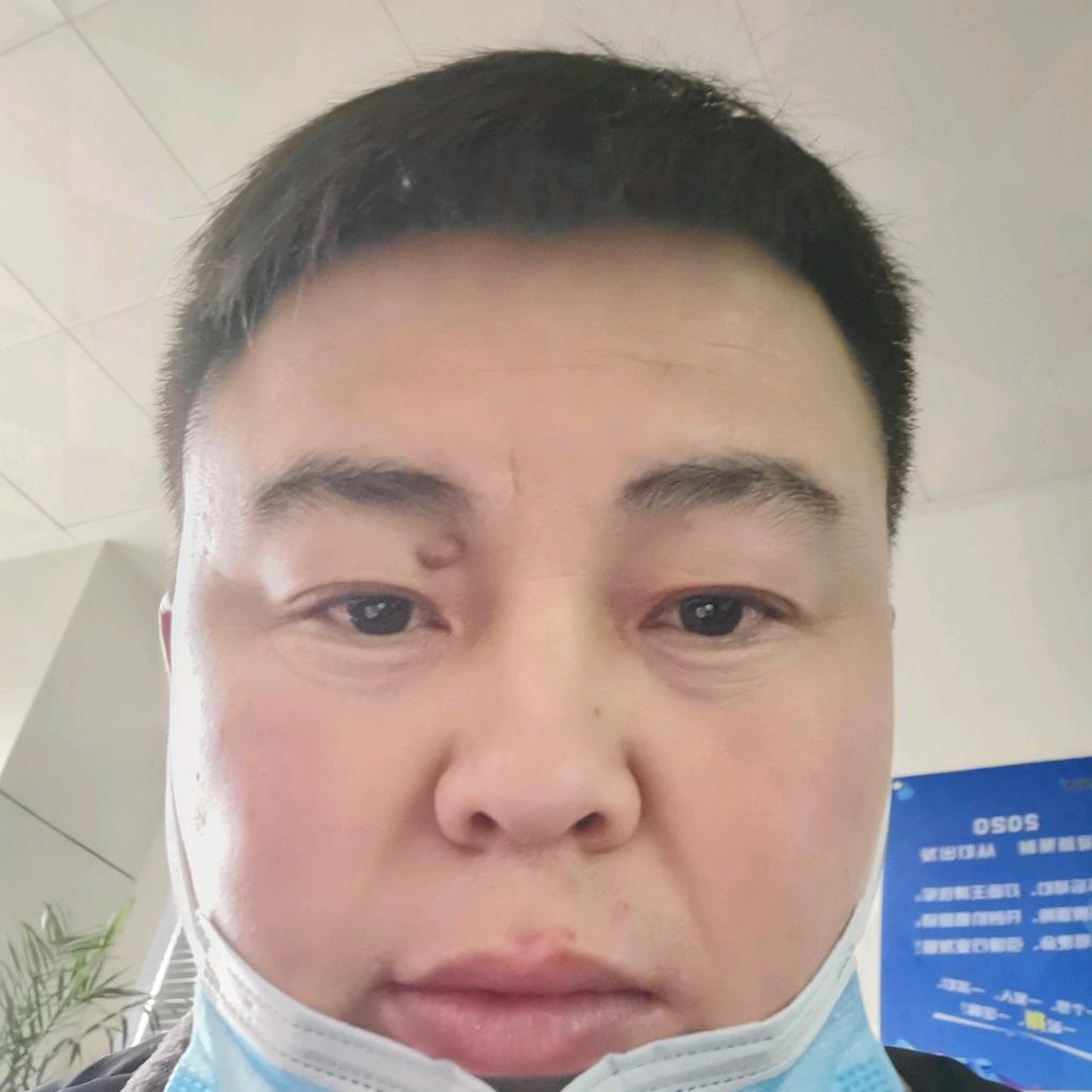 亮亮
