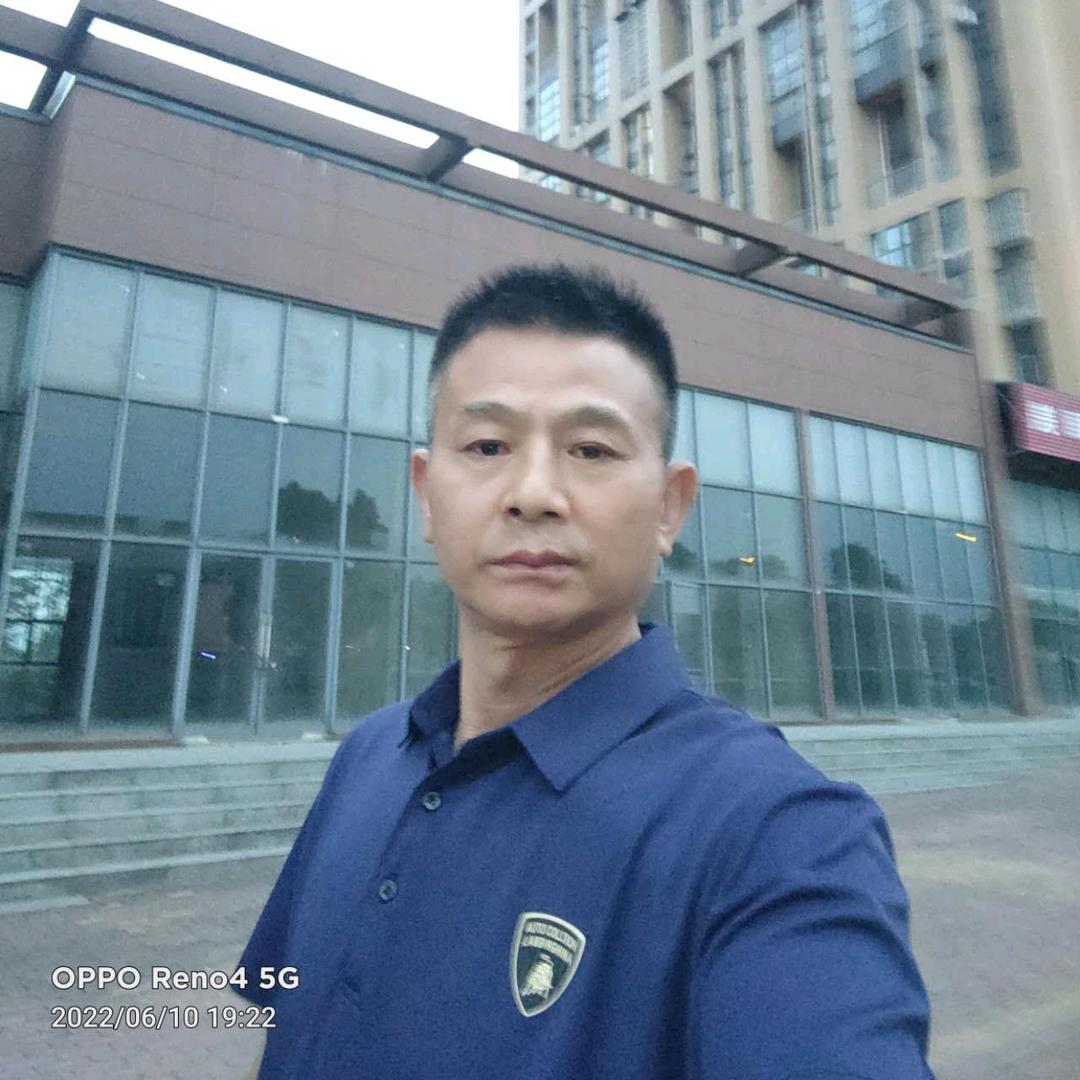 快乐的单身哥（首播）不定时直播