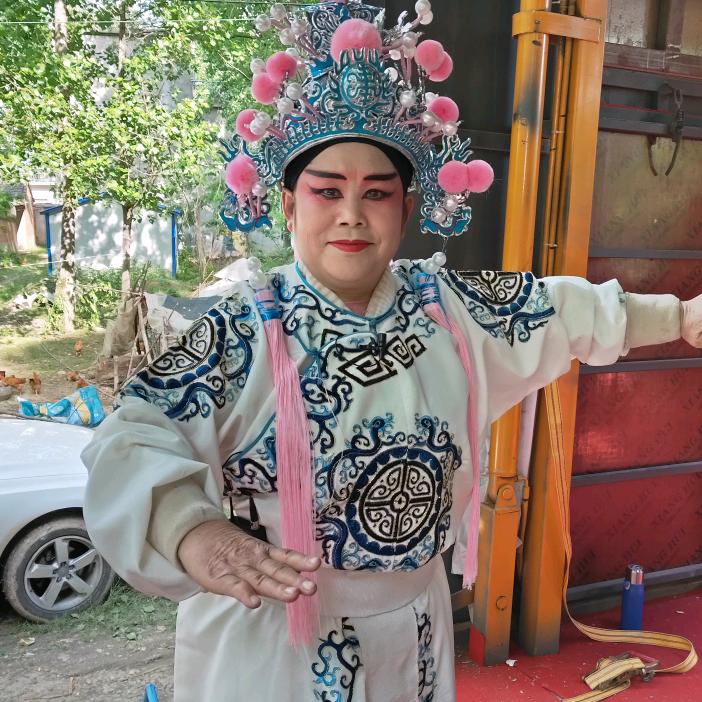 团长贾秀真