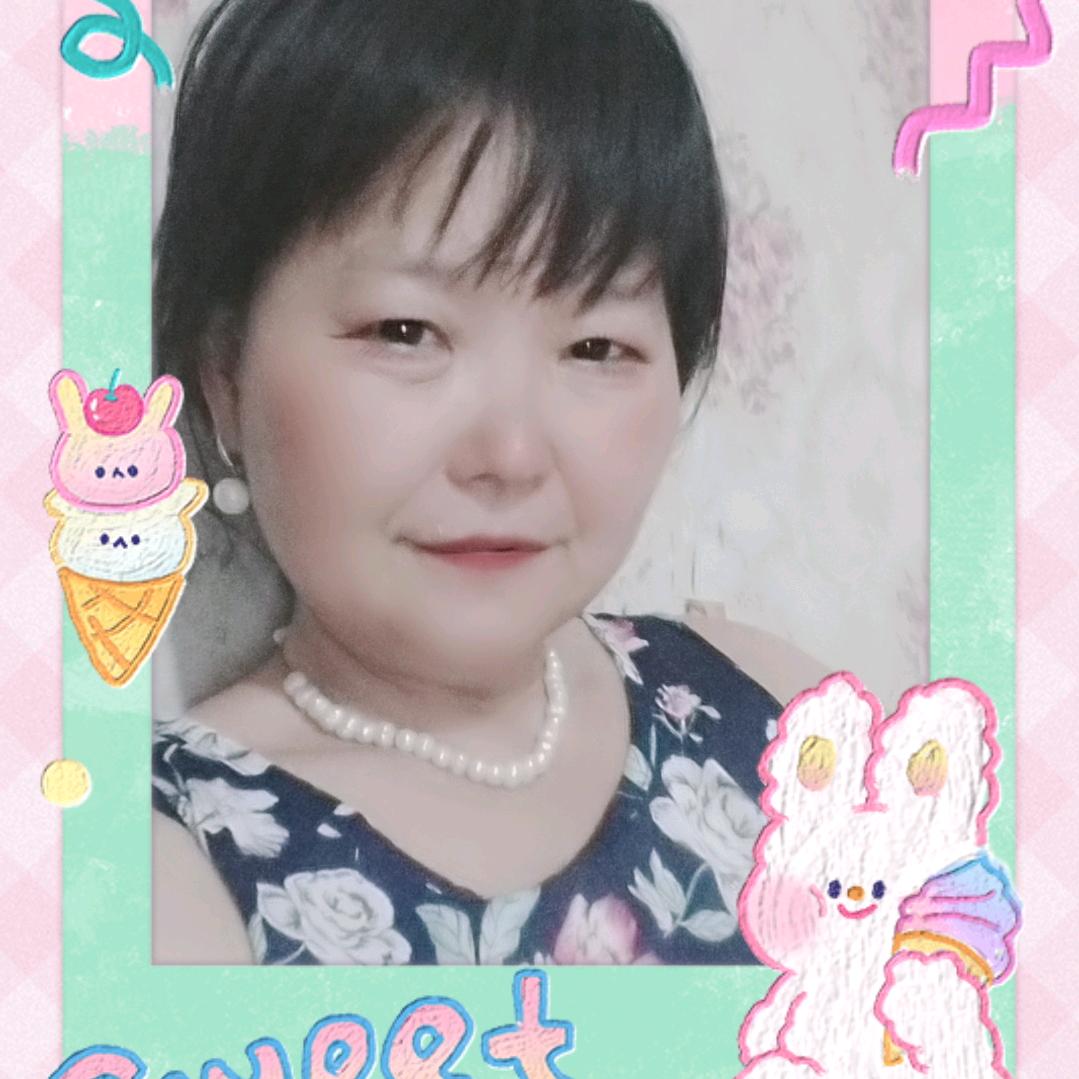 蓝桉.
