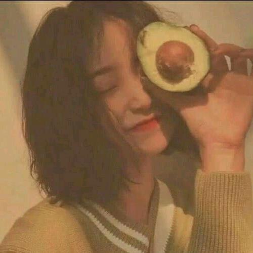 你怀里的垂耳兔ღ