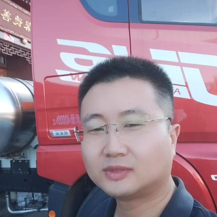 介休兰玥汽贸冯健