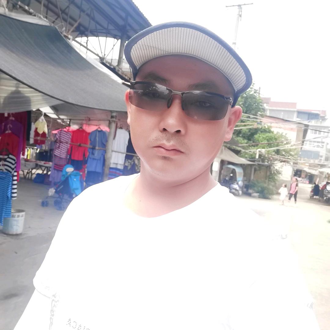 东