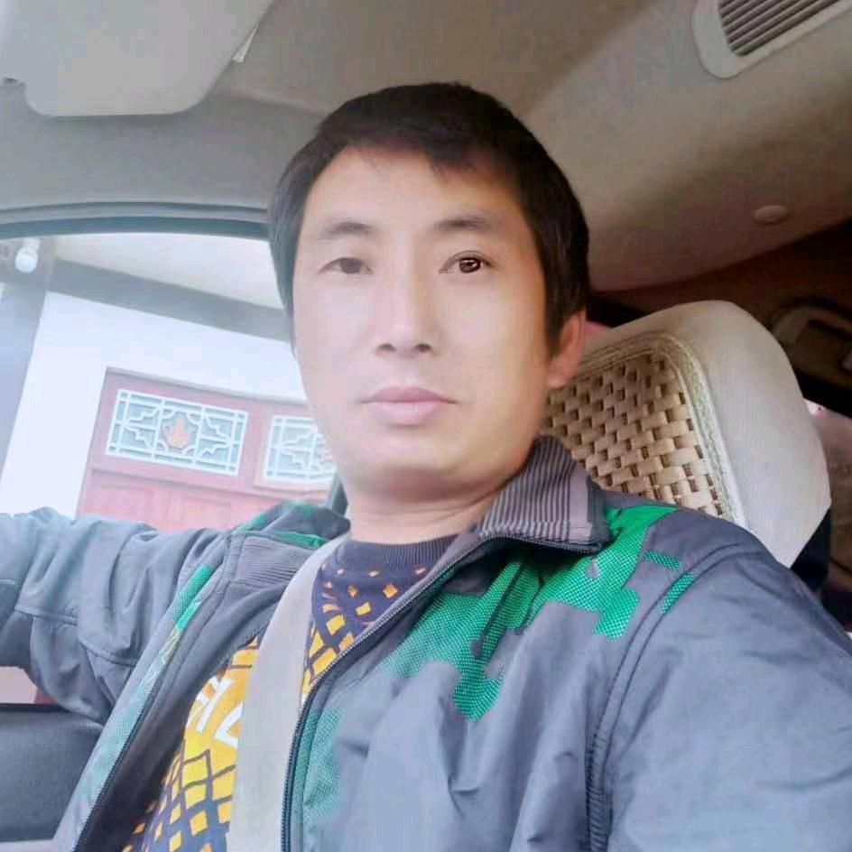 含着眼泪奔跑