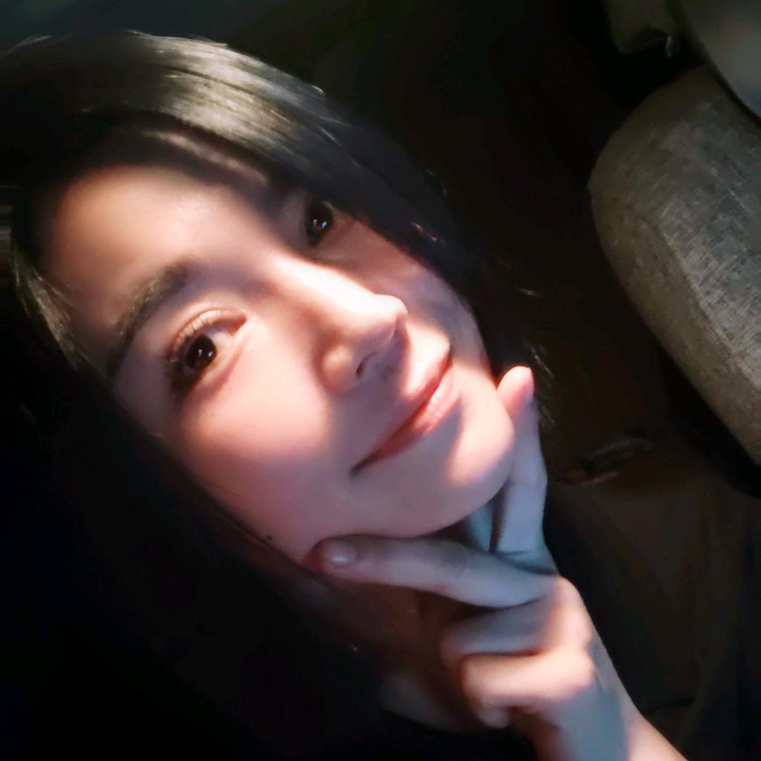 超 女 、