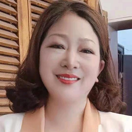 马姐白发传黑发。盱眙十里营菜场东门