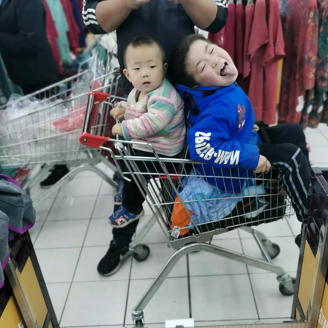 李海城