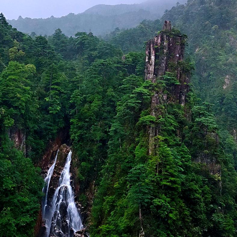 莽山旅游区西门