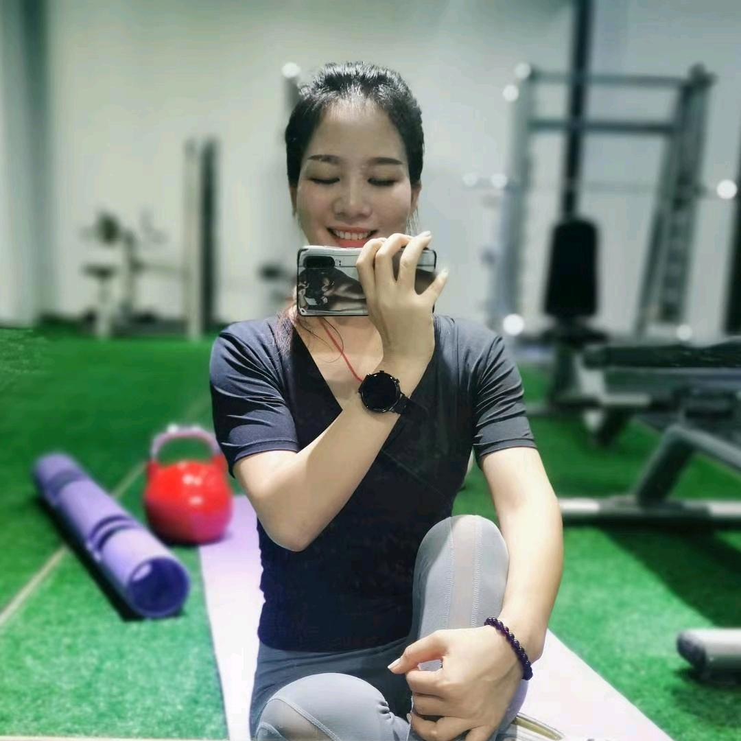 爱健身的白羊女