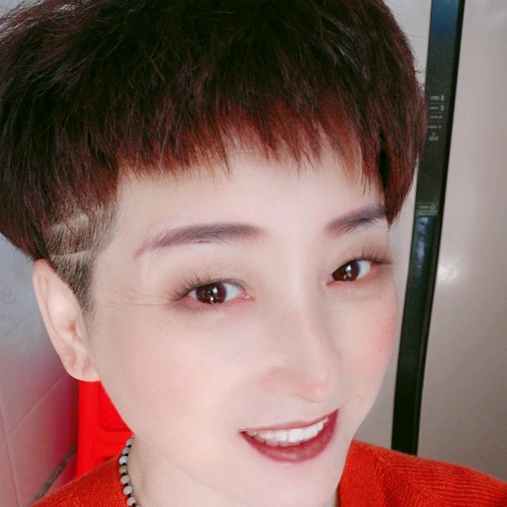 亭亭玉立