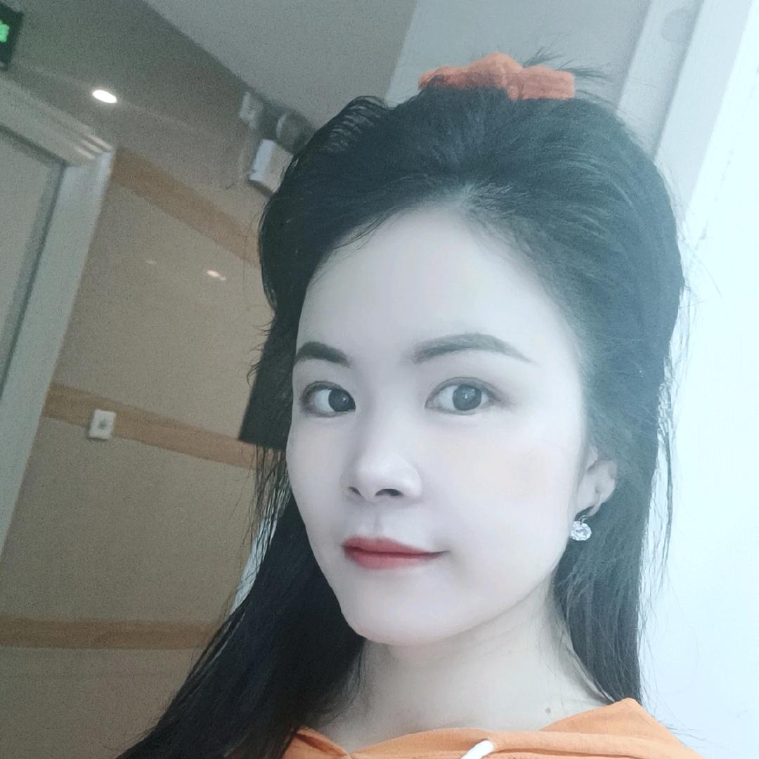 小小红