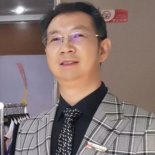 王新辉
