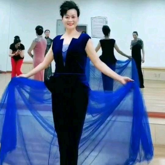 清渊芳芳