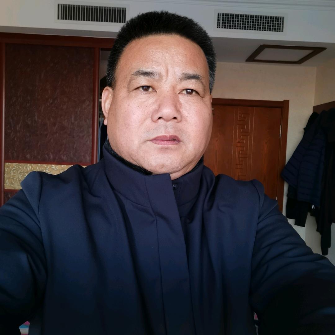 厚 德 载 物