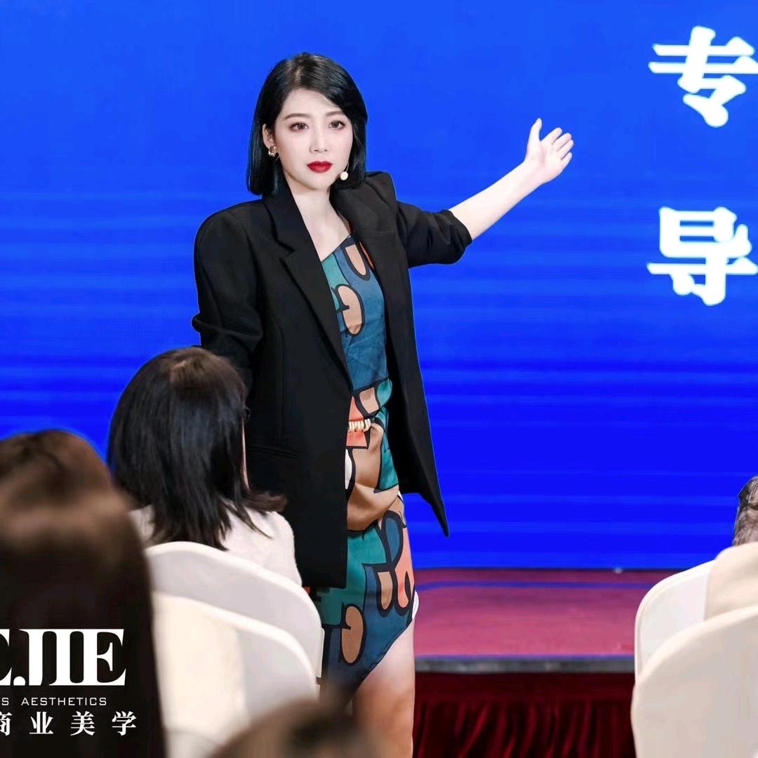 小雅老师格界商业教育（当月有课）