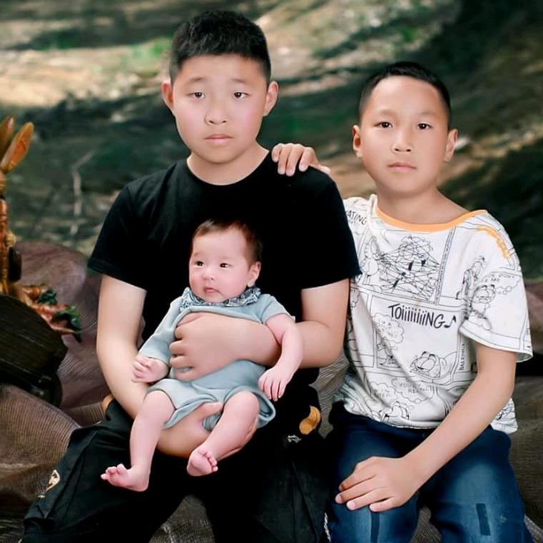 李臧奥佳思