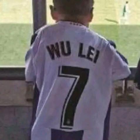 踢足球的文科生