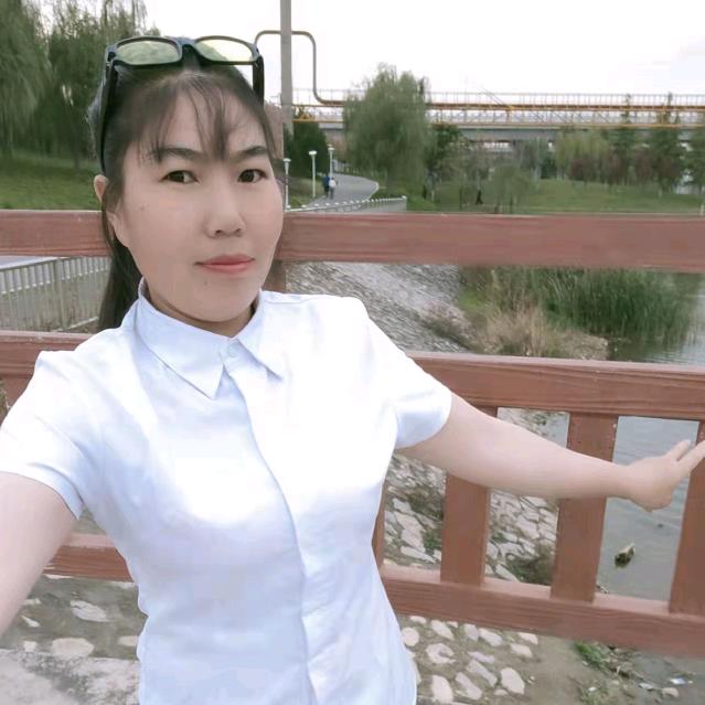 @鲜花再美一瞬间 842527