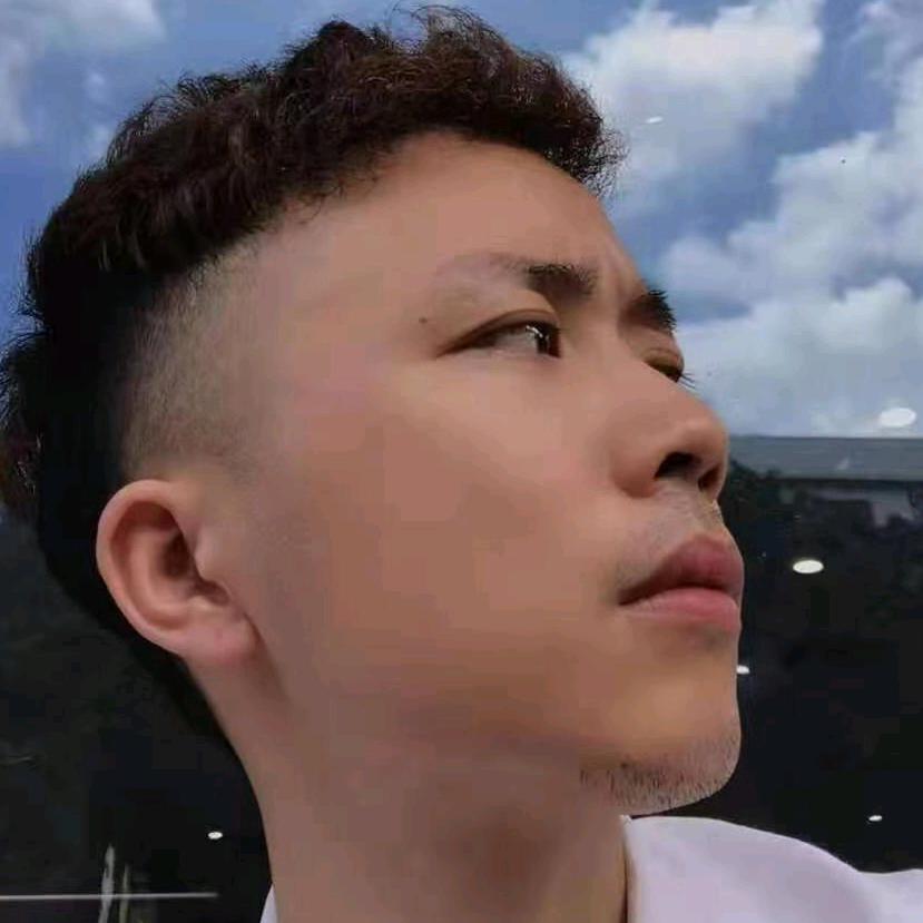 托尼在松岗
