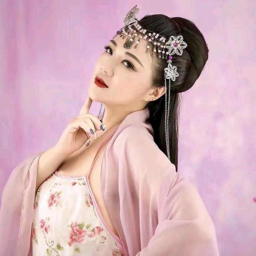 肉肉姐很美🎤@抖音