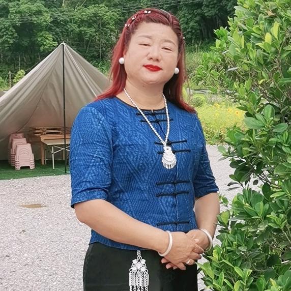 红棉旅行社丫头