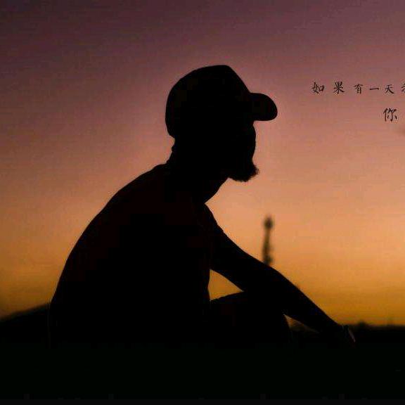 深夜里的烟与茶