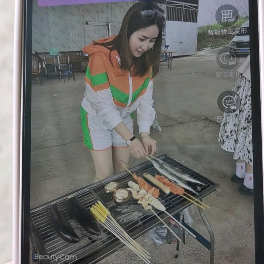 谷哥大食堂三三