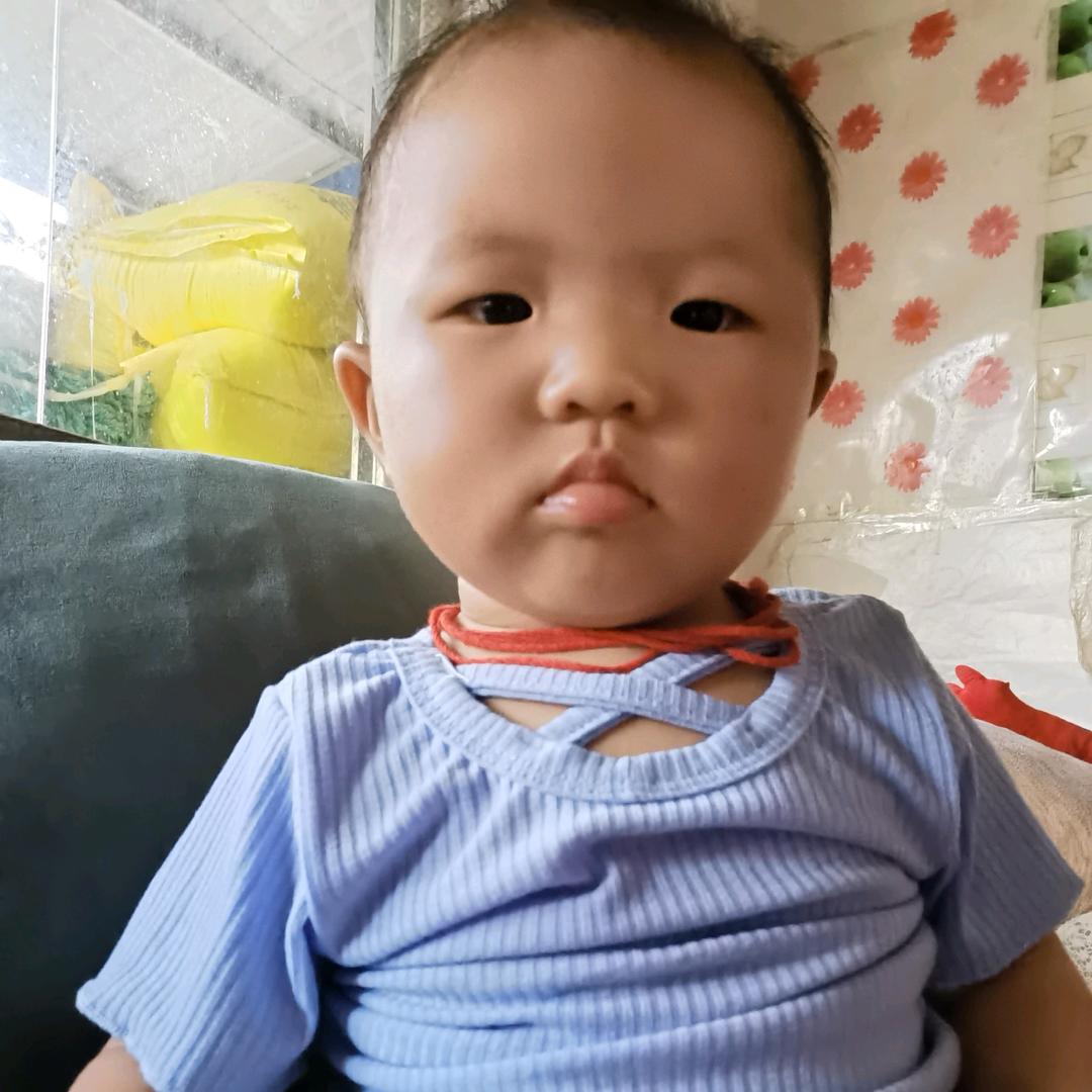 小彤