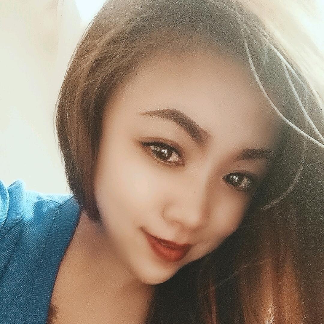 莉莉    小姐姐…