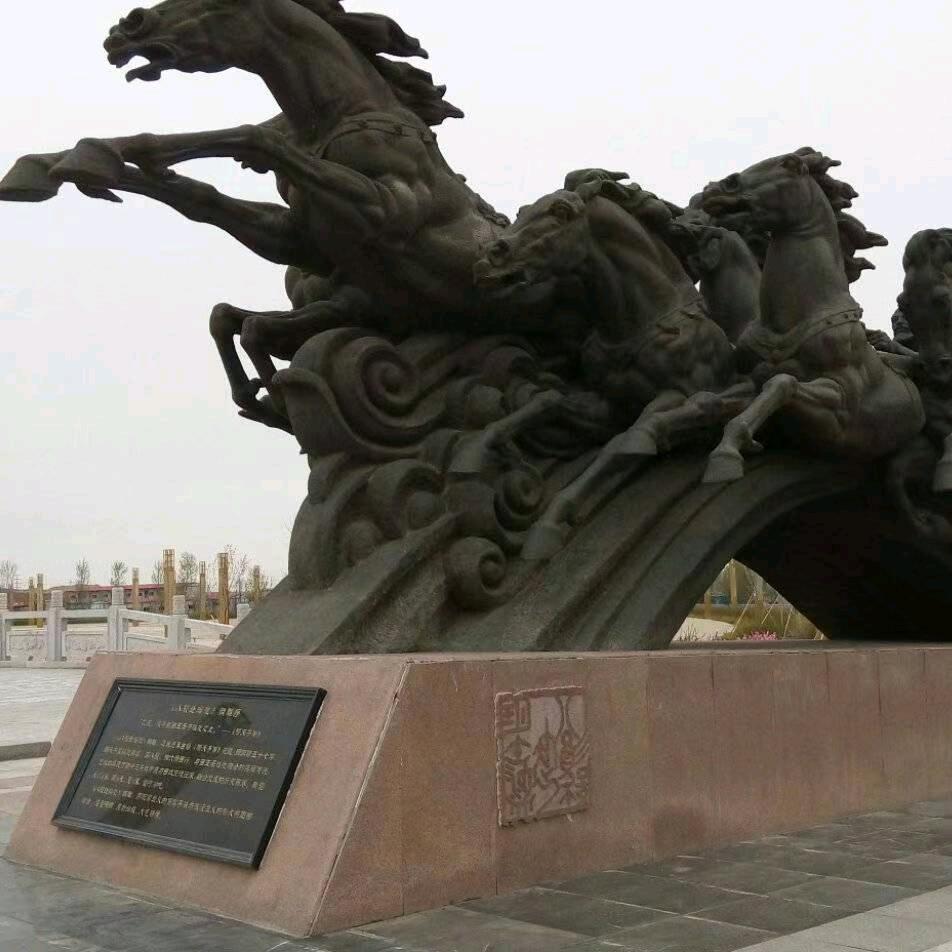 朱东华