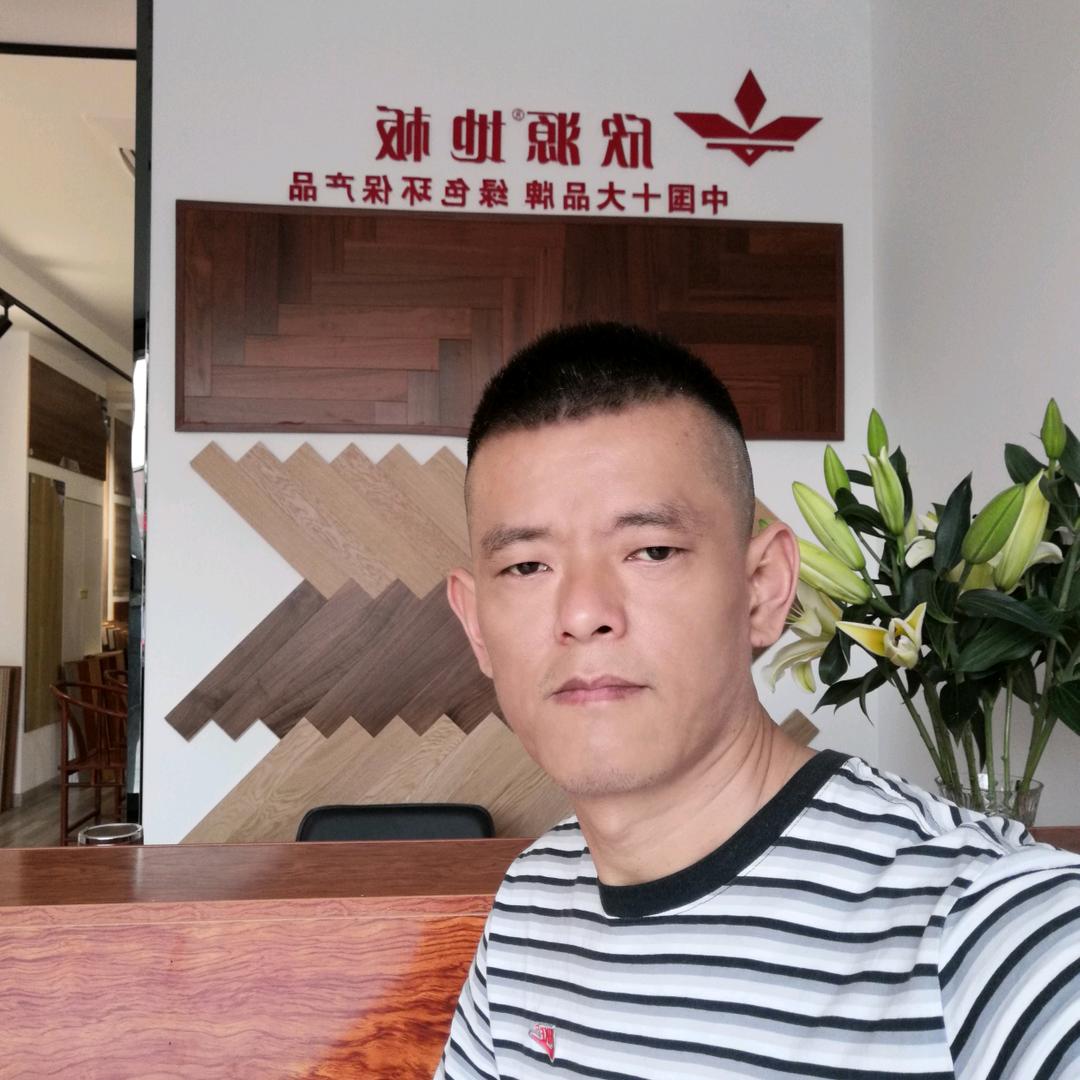 民哥：地板达人