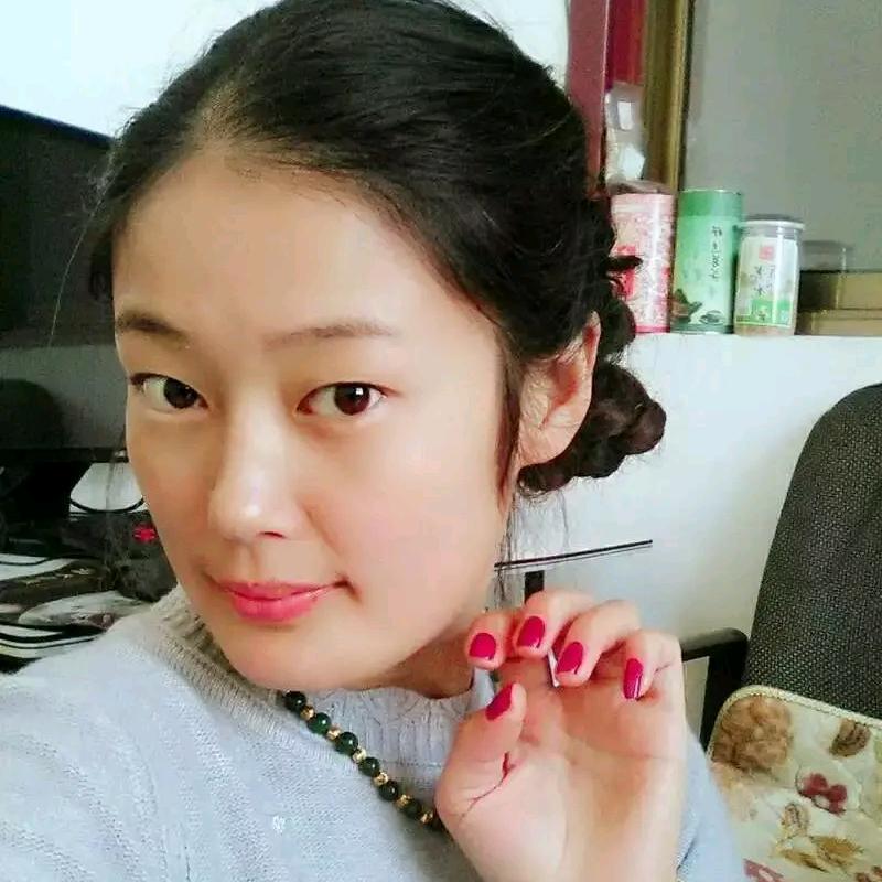天天开心(^_^)