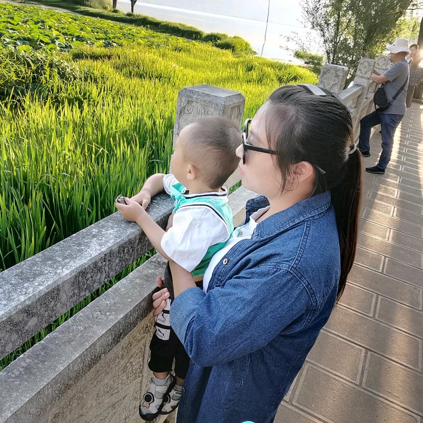 小芬呀