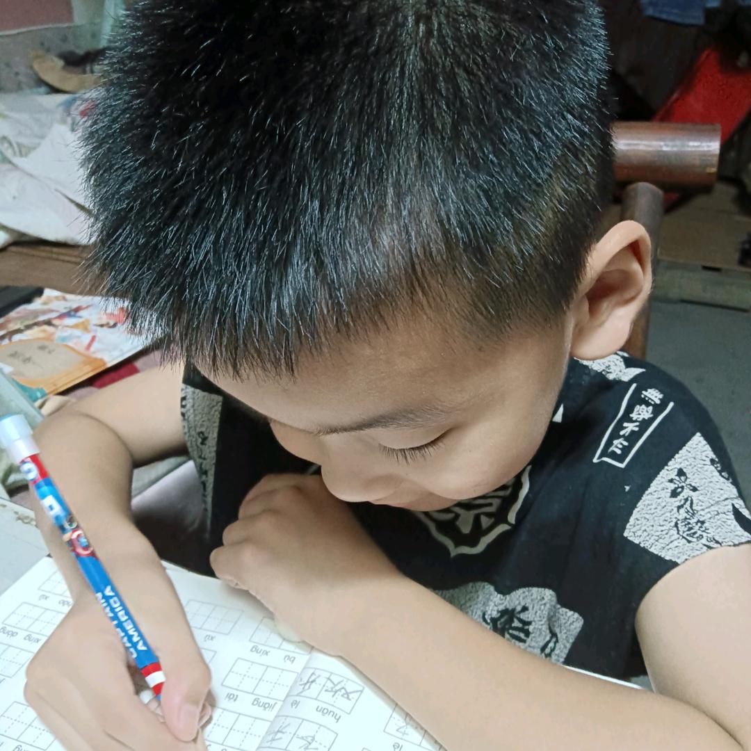 董子轩